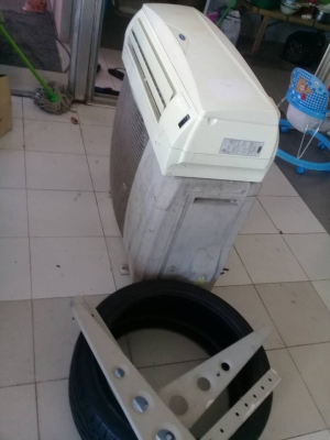 ขายเครื่องปรับอากาศ แคเรีย 9600 บีทียู สภาพดี ใช้มาปีกว่า ขาย 6500 บาท โทร.081-427-3041 ขายเครื่องปรับอากาศ แคเรีย 9600 บีทียู สภาพดี ใช้มาปีกว่า ขาย 6500 บาท โทร.081-427-3041