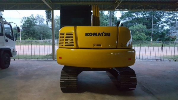 ขายรถขุดโคม้สสุขนาด70รุ่น8ใช้งาน3พันกว่าชม.1270000บาท