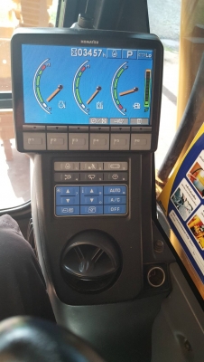 ขายรถขุดโคม้สสุขนาด70รุ่น8ใช้งาน3พันกว่าชม.1270000บาท