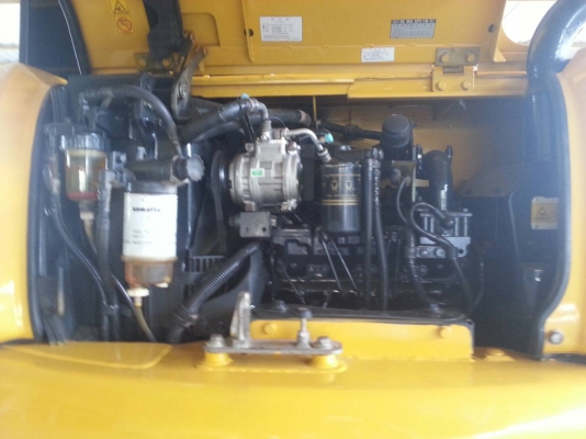 ขายรถขุดโคม้สสุขนาด70รุ่น8ใช้งาน3พันกว่าชม.1270000บาท