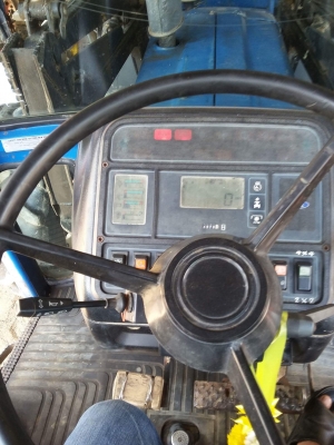 ขายรถไถฟอร์ดสองเพลา ขายรถไถฟอร์ดสองเพลา