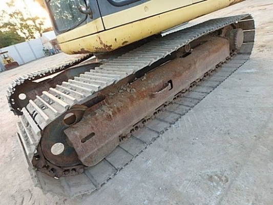 ขายรถขุดเก่าญี่ปุ่น komatsu 120-6 เครื่องยนต์โคมาสสุ รถสวยพร้อมใช้ สนใจติดต่อสอบถาม 092-3309229 อีด