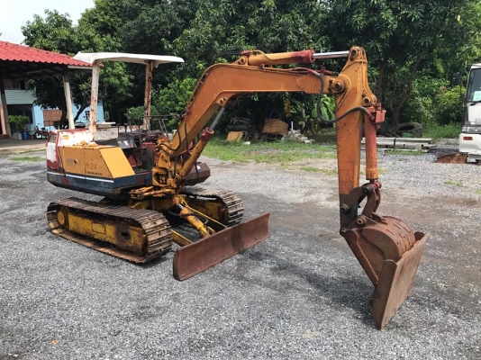 ขายรถแม็คโคร KOMATSU PC20-5 นำเข้าจากญี่ปุ่นแท้ๆ  ไม่เคยผ่านการใช้งานในไทย สภาพพร้อมใช้ สนใจติดต่อ 081-9485494