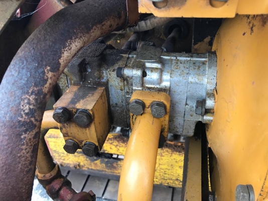 ขายรถแม็คโคร KOMATSU PC20-5 นำเข้าจากญี่ปุ่นแท้ๆ  ไม่เคยผ่านการใช้งานในไทย สภาพพร้อมใช้ สนใจติดต่อ 081-9485494