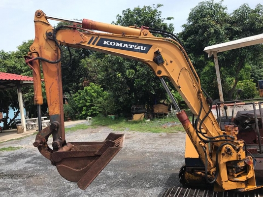 ขายรถแม็คโคร KOMATSU PC20-5 นำเข้าจากญี่ปุ่นแท้ๆ  ไม่เคยผ่านการใช้งานในไทย สภาพพร้อมใช้ สนใจติดต่อ 081-9485494