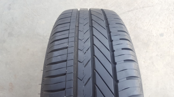 ขายยาง185/65/14 ปี 0815 GOODYEAR 4 เส้น