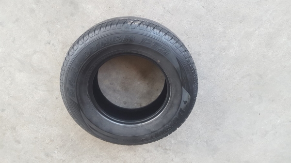 ขายยาง245/70/16 ปี 3715 DUNLOP PT2  2 เส้น