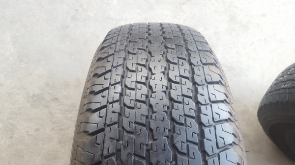 ขายยาง265/70/16 ปี 15/3+14/1 BRIDGESTONE HT840 4 เส้น