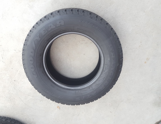 ขายยาง225/70/15 ปี 12 GOODYEAR 2 เส้น