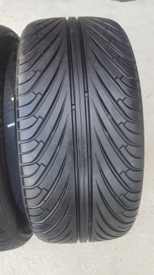 ขายยาง235/40/18 ปี 3516 CARBON 2 เส้น