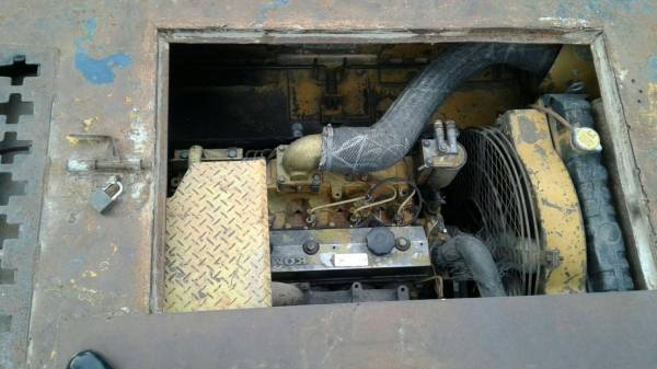 โคมัสสุรุ่น 3 บูมอาร์มพิเศษลอนเลอร์ 7 ลูก ช่วงล่างสวย เครื่องเดิมปั๊มเดิม โคมัสสุรุ่น 3 บูมอาร์มพิเศษลอนเลอร์ 7 ลูก ช่วงล่างสวย เครื่องเดิมปั๊มเดิม