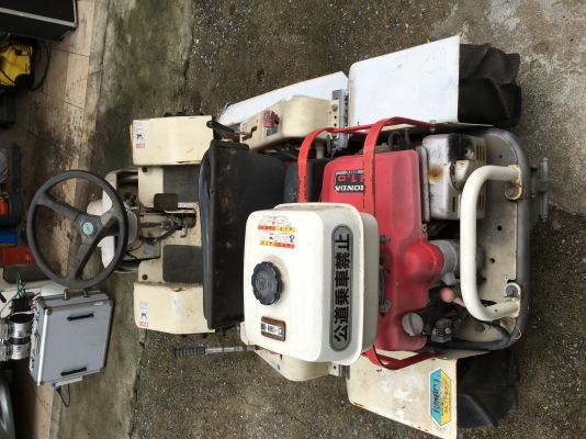 รถตัดหญ้าญี่ปุ่น 11 แรง