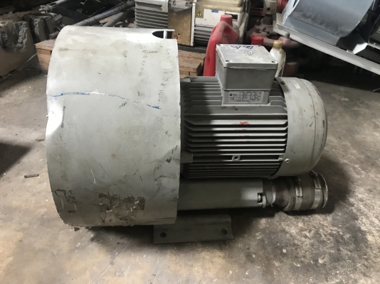 ขายริงโบวเวอร์แรงสูงใบพัด 2ชั้น Ruey Chaang 10HP. 380V made in Taiwan ดูดแรง สภาพสวยเดิมๆ พร้อมใช้งาน