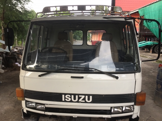 ขาย หัวสิบล้อ ISUZU ร็อคกี้ ทำสีใหม่ มีขาดีดหน้า-ขาคำ้หลังครบ พร้อมใช้