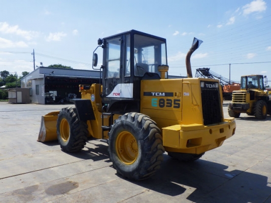 ขายรถตัก ยี่ห้อTCM รุ่นE835 ขายรถตัก ยี่ห้อTCM รุ่นE835