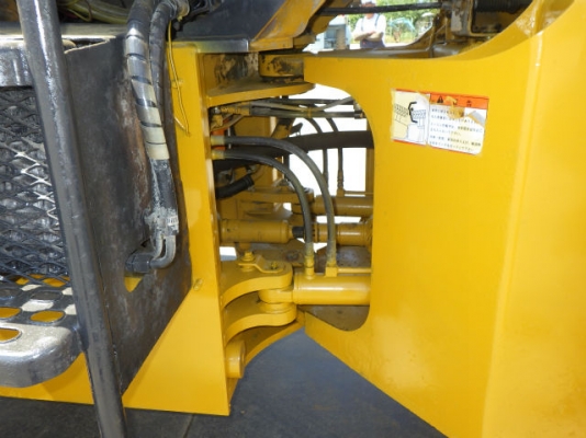 ขายรถตัก ยี่ห้อTCM รุ่นE835 ขายรถตัก ยี่ห้อTCM รุ่นE835