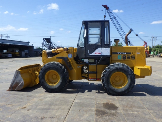 ขายรถตัก ยี่ห้อTCM รุ่นE835 ขายรถตัก ยี่ห้อTCM รุ่นE835