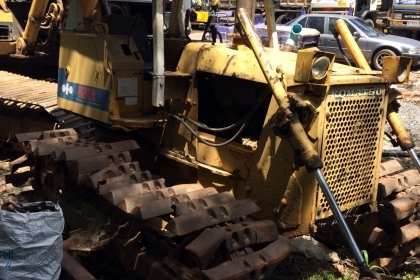 แทรคเตอร์ KOMATSU D20-6 ตีนเป็ด เกียร์ตัด พร้อมใช้งาน