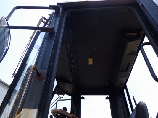 ขายรถตัก ยี่ห้อ TCM รุ่น 830-2