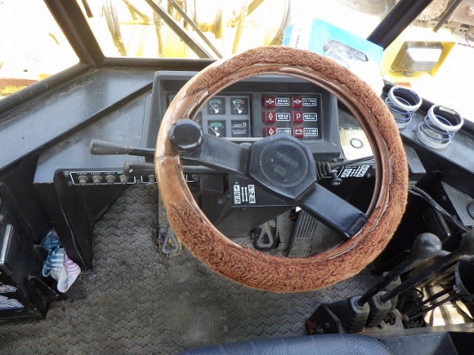 ขายรถตัก ยี่ห้อ TCM รุ่น 830-2