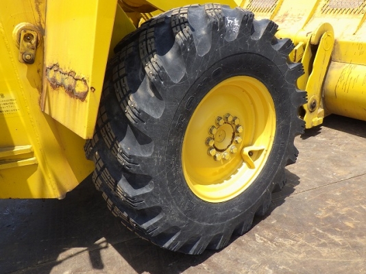 ขายรถตัก ยี่ห้อ TCM รุ่น 830-2