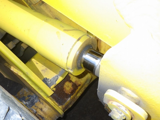 ขายรถตัก ยี่ห้อ TCM รุ่น 830-2