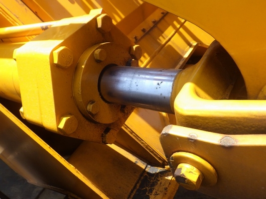 ขายรถตัก ยี่ห้อ TCM รุ่น 850 ขายรถตัก ยี่ห้อ TCM รุ่น 850