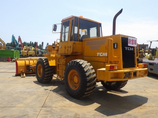 ขายรถตัก ยี่ห้อ TCM รุ่น 850 ขายรถตัก ยี่ห้อ TCM รุ่น 850