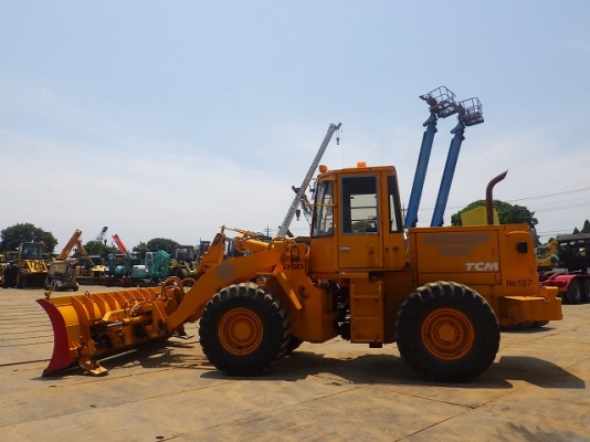 ขายรถตัก ยี่ห้อ TCM รุ่น 850 ขายรถตัก ยี่ห้อ TCM รุ่น 850