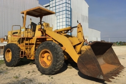 ขายรถตักล้อยาง HITACHI LX80 (สภาพดี)