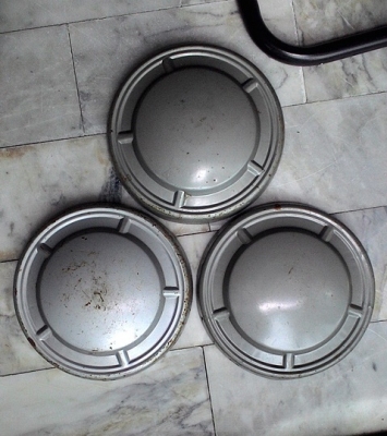ฝาตบ Rn 10 13 สภาพเก่าสมบูรณ์เหล็กหนา ๆไม่ผุ 3 ฝา 1600 บาท