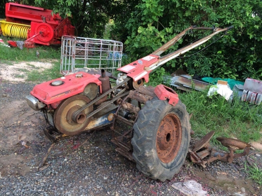 ขายรถไถ เครื่อง อีที 95 โครงสยามเกียร์กลาง พร้อม ใช้เครื่องนิ่ม