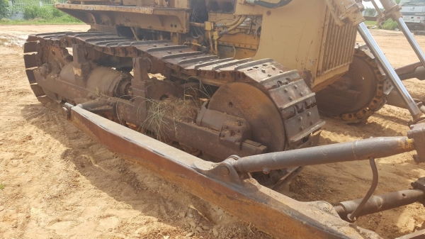 ขาย รถแทรคเตอร์ KOMATSU D50P-16 เครื่องดี ช่วงล่างเต็ม เอกสารใบซื้อขาย