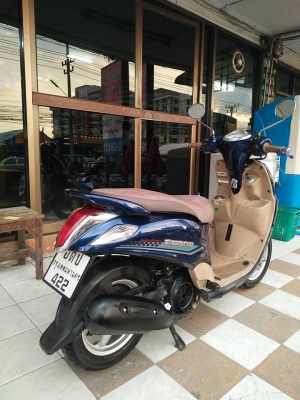 Yamaha Filano สีน้ำเงินขาว ปี 2555 รถสวยหรูสไตล์คลาสิค สภาพงามๆ