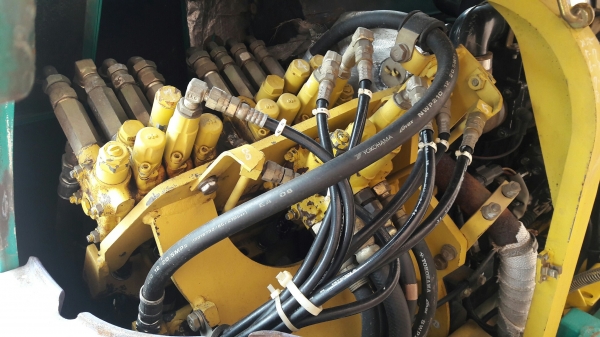 รถขุด Komatsu PC30-7E เก่าญี่ปุ่น มีไลน์หัวกระแทก รถขุด Komatsu PC30-7E เก่าญี่ปุ่น มีไลน์หัวกระแทก