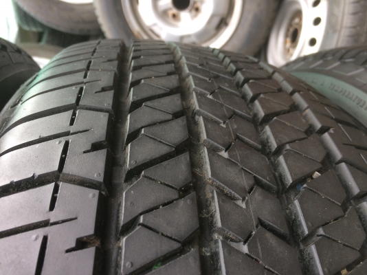 ยางถอดป้ายแดง บริสโตน 255/60/R18 ปี 17