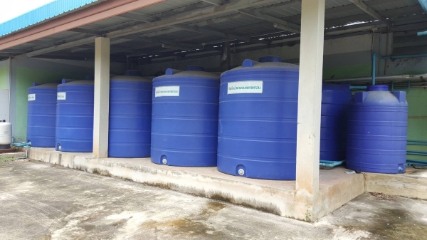 ขาย ถังน้ำพลาสติก ขนาด 5000 ลิตร สภาพดีใช้งานน้อยมีหลายใบ