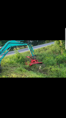 เครื่องตัดหญ้าตัดต้นไม้ไฮดรอลิค