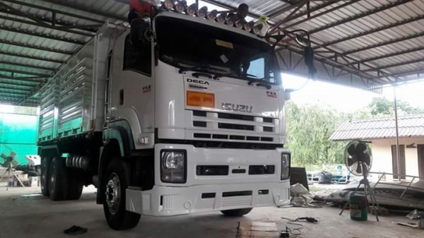 ขาย ISUZU 360 ปี 56 ตุลา สภาพสวยยางเต็มหมด แม่ลูกสามมิตร รถไมล์แท้ วิ่งแสนนิดๆคับ  หัวเดิม ไม่มีเฉียวชนครับ  ขายทั้งสดและผ่อน