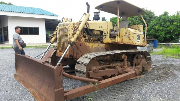 CAT D4E ราคา 300,000