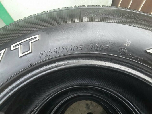 Maxxis HT 235-75-15 ปี12 สภาพดีมาก สวยๆ 1ชุด Maxxis HT 235-75-15 ปี12 สภาพดีมาก สวยๆ 1ชุด