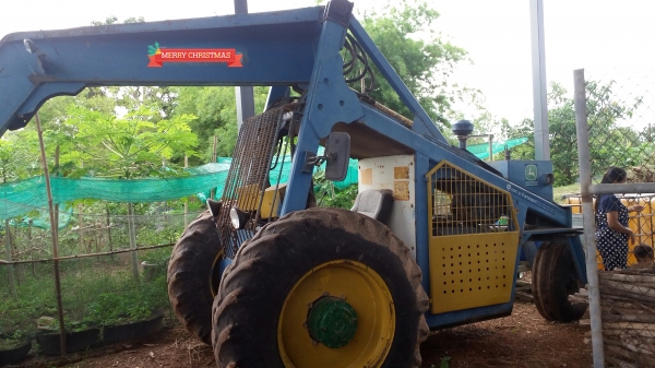 ขายคีบสามล้อใช้งานได้เลยไม่ต้องซ่อม ขายคีบสามล้อใช้งานได้เลยไม่ต้องซ่อม