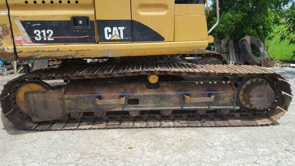 CAT 312V2 ชั่วโมง 16,xxx ชม.ไฟฟ้าครบทุกจุด เอกสารเล่มทะเบียน ราคา 1,100,000 บาทราคาต่อรองได้ค่ะ