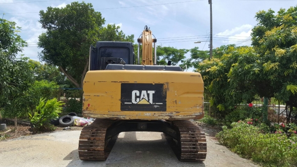 CAT 312V2 ชั่วโมง 16,xxx ชม.ไฟฟ้าครบทุกจุด เอกสารเล่มทะเบียน ราคา 1,100,000 บาทราคาต่อรองได้ค่ะ