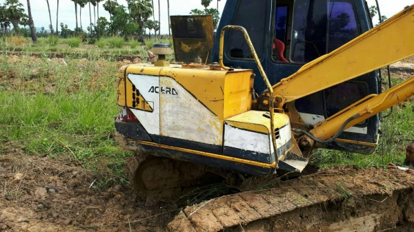 ขายด่วน Kobelco 60/3 มาค ที เครือง แอร์ เอว ดี รถอยุ่เพรชรี 495000