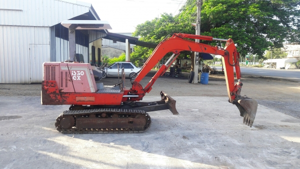 รถขุดIHI 30GX-3 เก่าญี่ปุ่น  ปั้มนิ้ว คอนโทลน้ำมัน