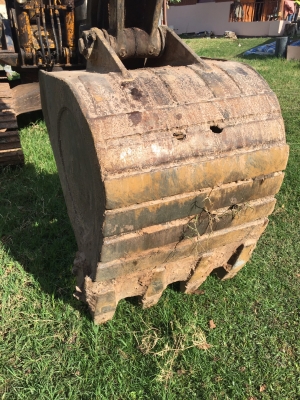 ขายด่วน KOMATSU PC120-3 สภาพสวยพร้อมใช้งาน เครื่องปั้มดีเยี่ยม โซ่ช่วงล่างสวยพร้อมใช้งาน เอวแน่น เครื่องปั้มดี รุ่นพิเศษ บูมยาว คอลโทรลน้ำมันเหมือนรุ่น5แล้ว แอร์เย็น เอกสารสัญญาซื้อขาย สนใจสอบถาม 093-0764943  088-3223272 K ตั้ม