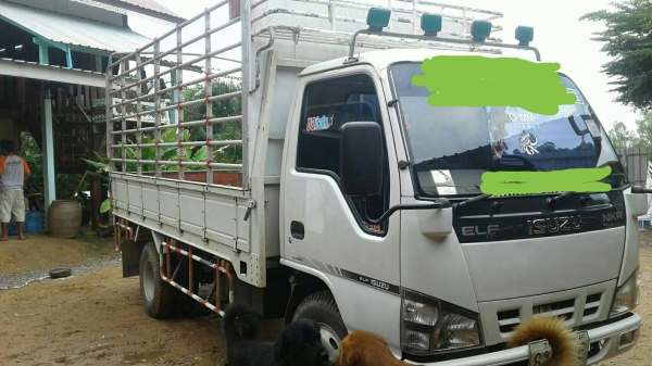 ขายด่วน ISUZU NKR 71LY ปี50 130 TURBO วิ่ง 72xxxกม. รถสวย เดิมบางทั้งคัน ภายในเรียบร้อย คัชชีสวยทั้ง