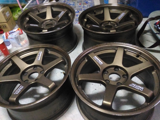 Te37ขอบ18หน้า8.5หลัง10.5มีร้าวล้อหลังขายถูก4วง4000ราคาสุดท้าย Te37ขอบ18หน้า8.5หลัง10.5มีร้าวล้อหลังขายถูก4วง4000ราคาสุดท้าย