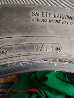 ยางdunlop265/60/18ปี13ครบชุด4เส้น1500 ยางdunlop265/60/18ปี13ครบชุด4เส้น1500
